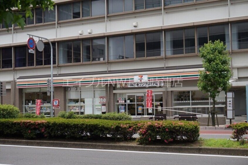 セブンイレブン長崎万才町店(コンビニ)まで92m 長崎市電４系統<長崎電気軌道>/めがね橋駅 徒歩6分 5階 築40年