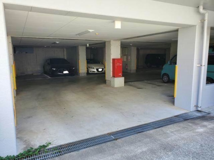 駐車場 フカイフラットⅠ