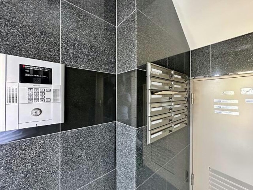  アルカサール山の手