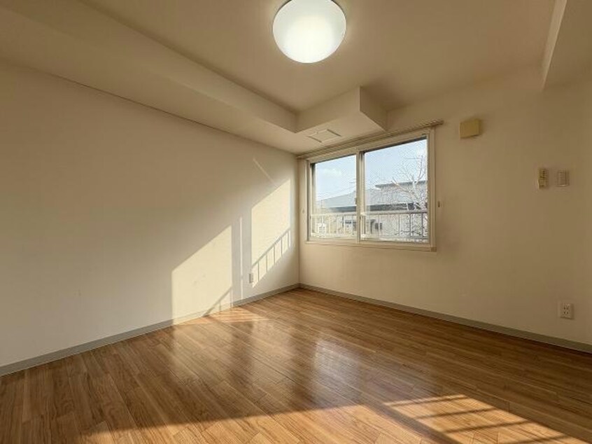  アルカサール山の手