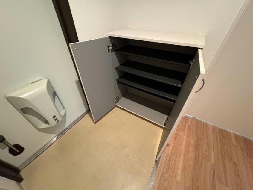  アルカサール山の手