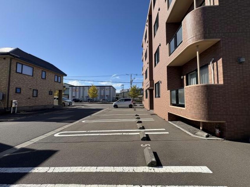  ジェルメ吉川町