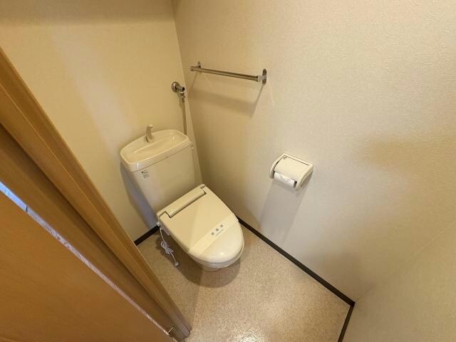  ジェルメ吉川町