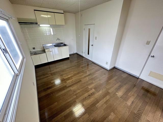  アートリウム33