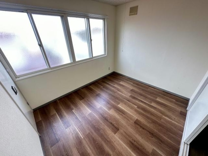  アートリウム33