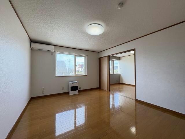  メゾンヴィマーラ