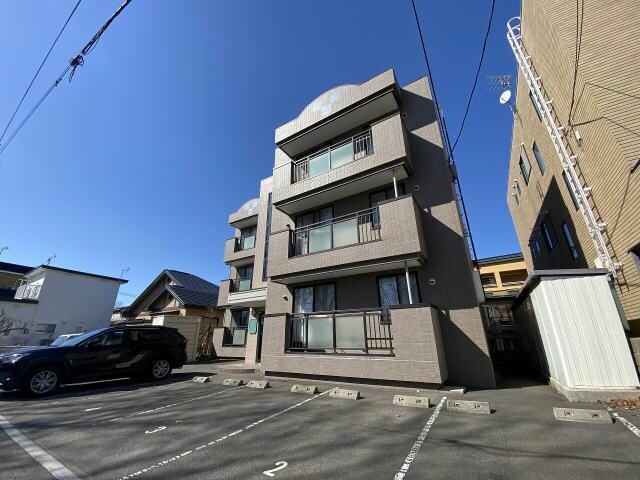  リベア的場