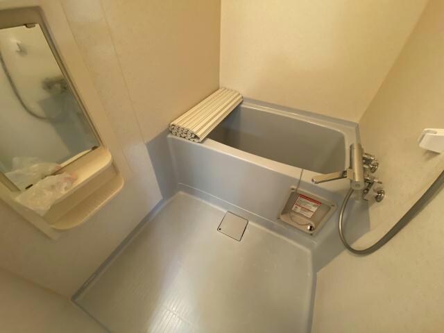  リベア的場