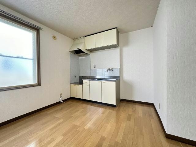  アーバンパレス214