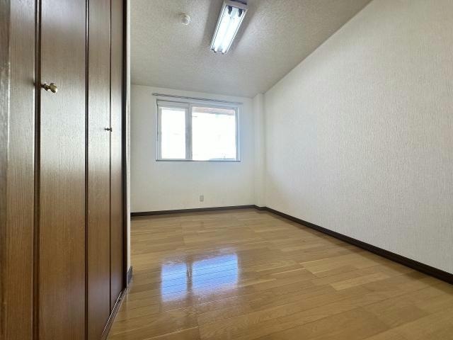  アーバンパレス214