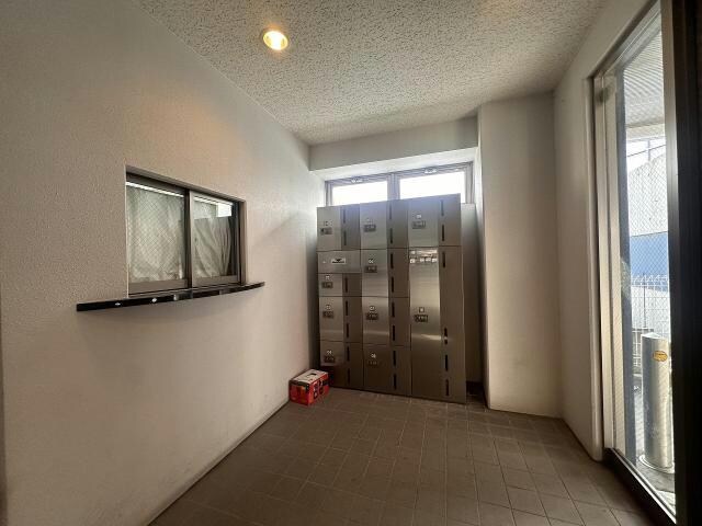  ルミエール美原