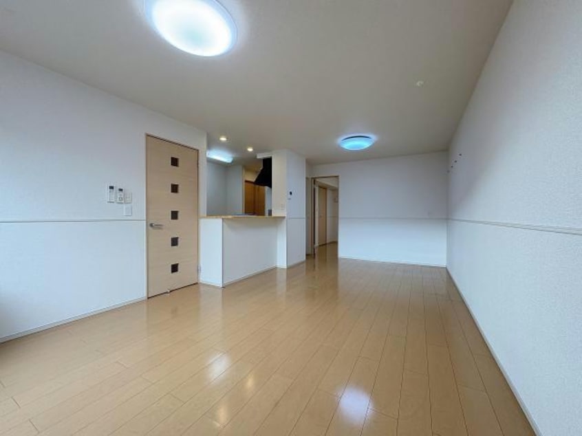  エルムプラシードA11号館