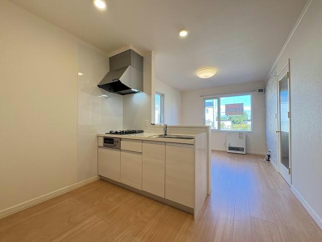  ラトゥール谷地頭