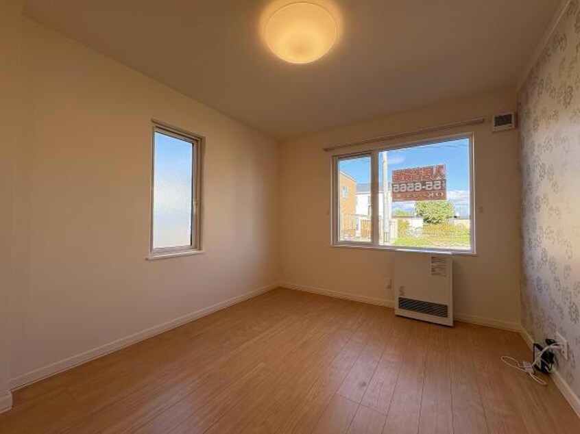  ラトゥール谷地頭