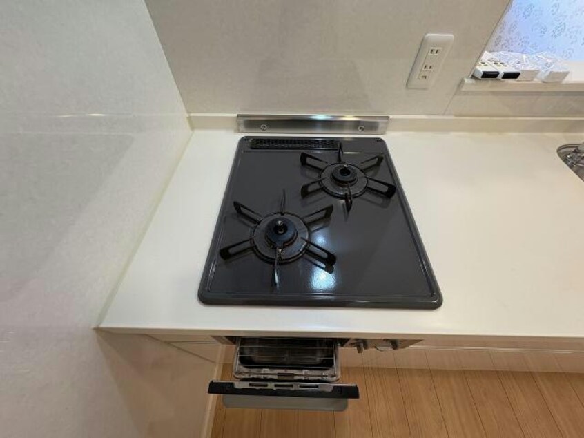  ラトゥール谷地頭