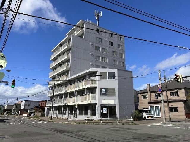  コートハウス的場