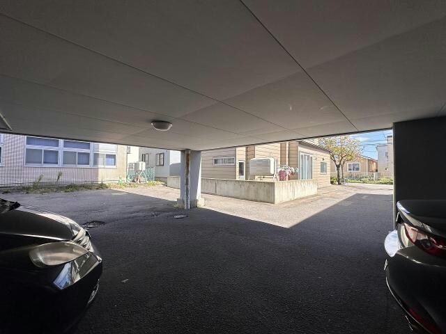  コートハウス的場