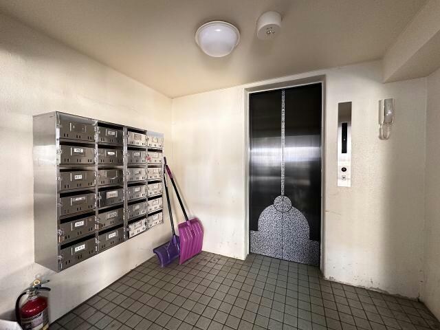  コートハウス的場