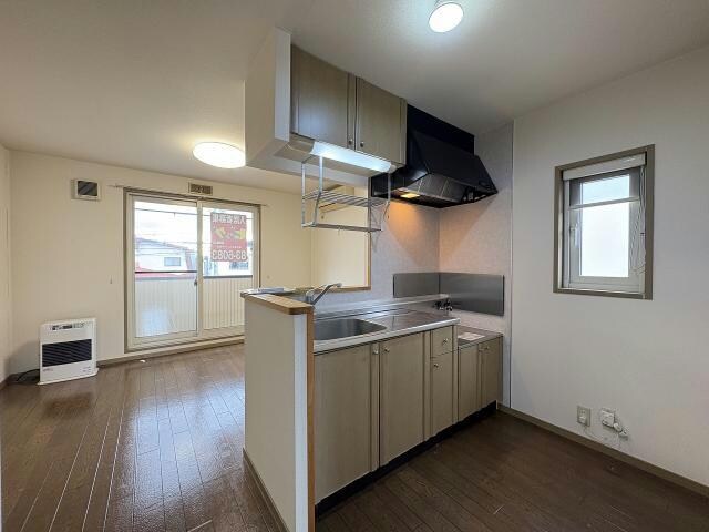  サンヴィラン美原B棟