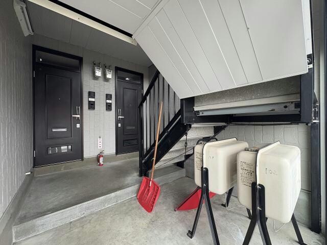  サンヴィラン美原B棟