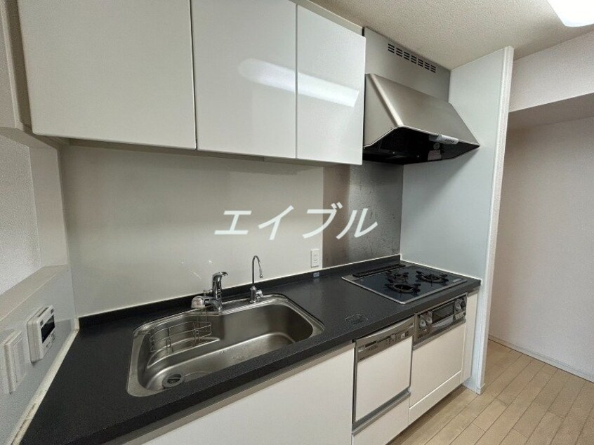  ルネッサなんばタワー