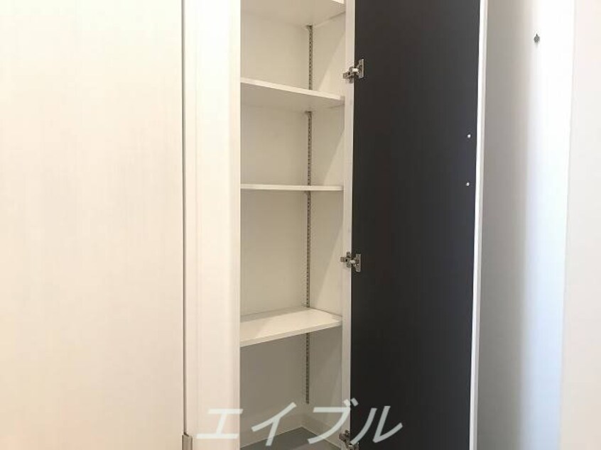  トモ南堀江