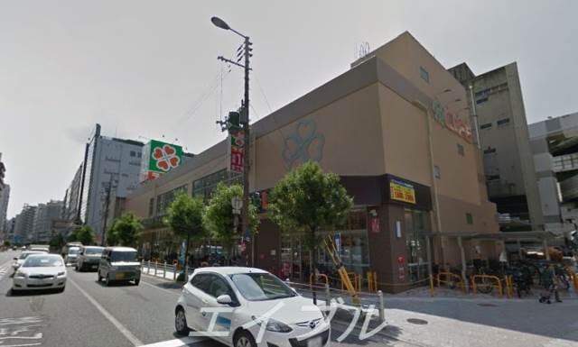 ライフ阿波座駅前店(スーパー)まで659m エスライズ西本町Ⅱ