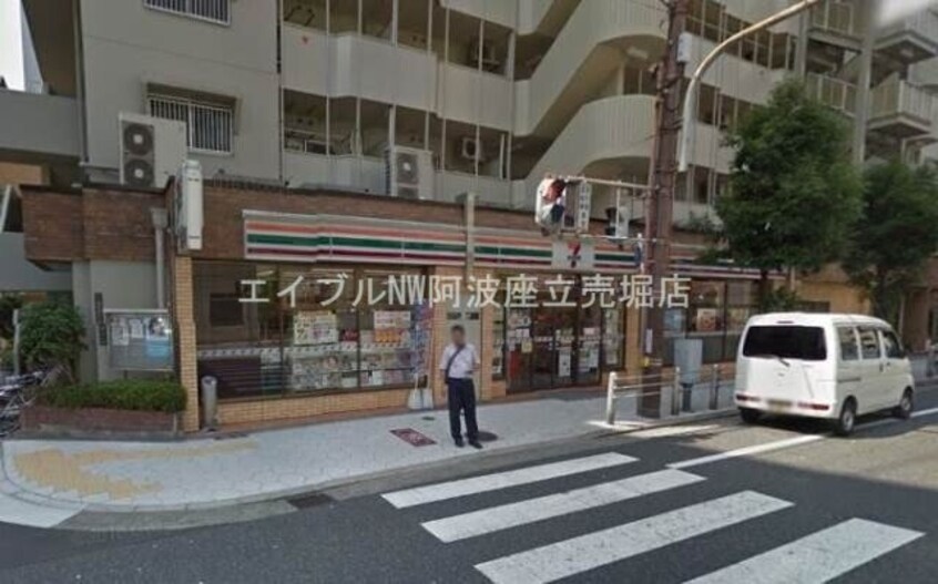 セブンイレブン大阪西本町2丁目店(コンビニ)まで109m Grandi Utsubo Park