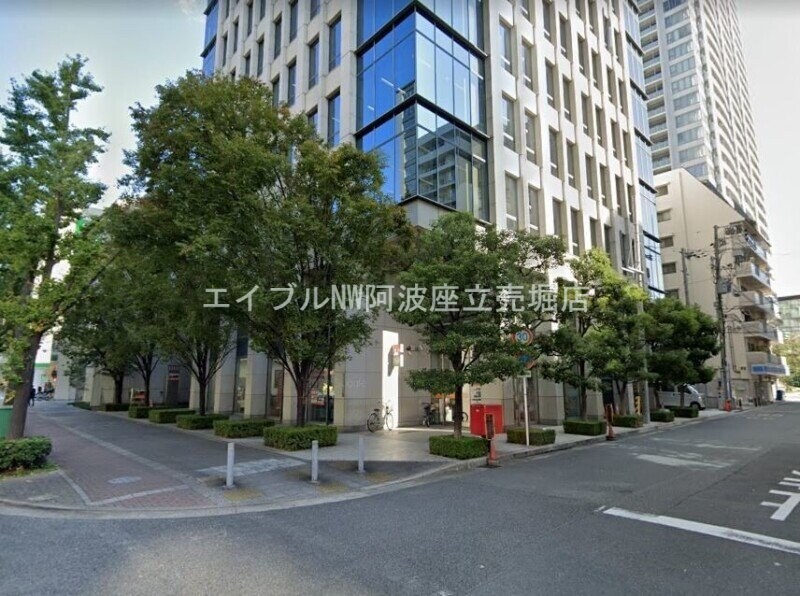 なにわ筋新町郵便局(郵便局)まで101m クロスレジデンス大阪新町