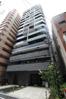  プレサンス阿波座駅前