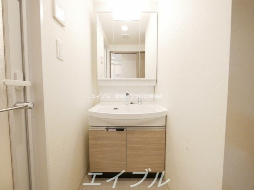  プレサンス阿波座駅前