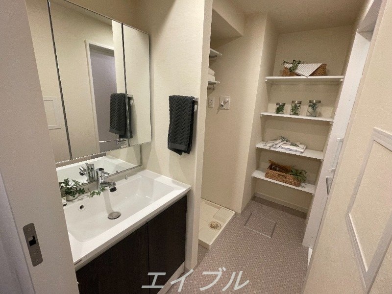  シーズンフラッツ靱本町