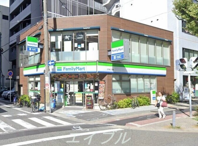 ファミリーマート江戸堀二丁目店(コンビニ)まで296m 京町堀ビューアパートメント