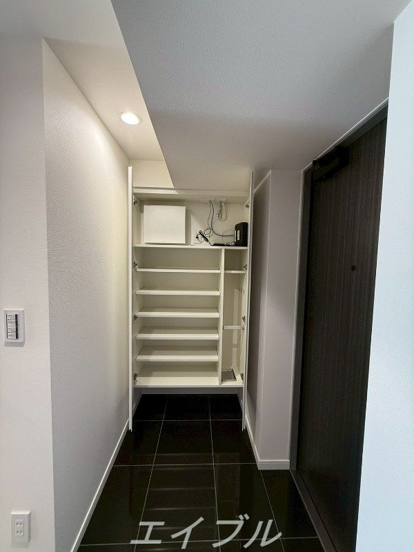  ブランニード塚本駅前