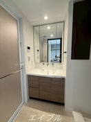  ブランニード塚本駅前