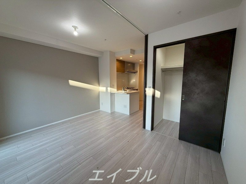  ブランニード塚本駅前