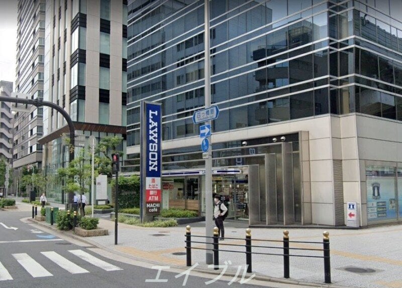 ローソンMID西本町ビル店(コンビニ)まで98m アーバネックス本町Ⅱ