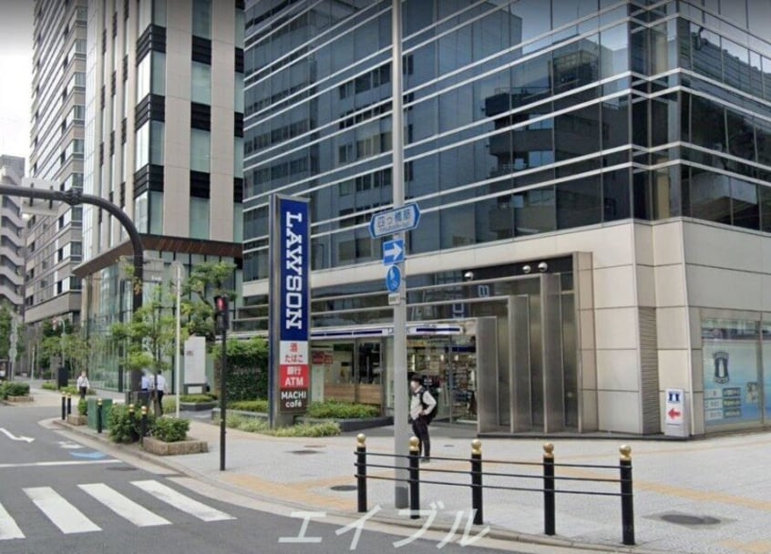 ローソンMID西本町ビル店(コンビニ)まで98m アーバネックス本町Ⅱ