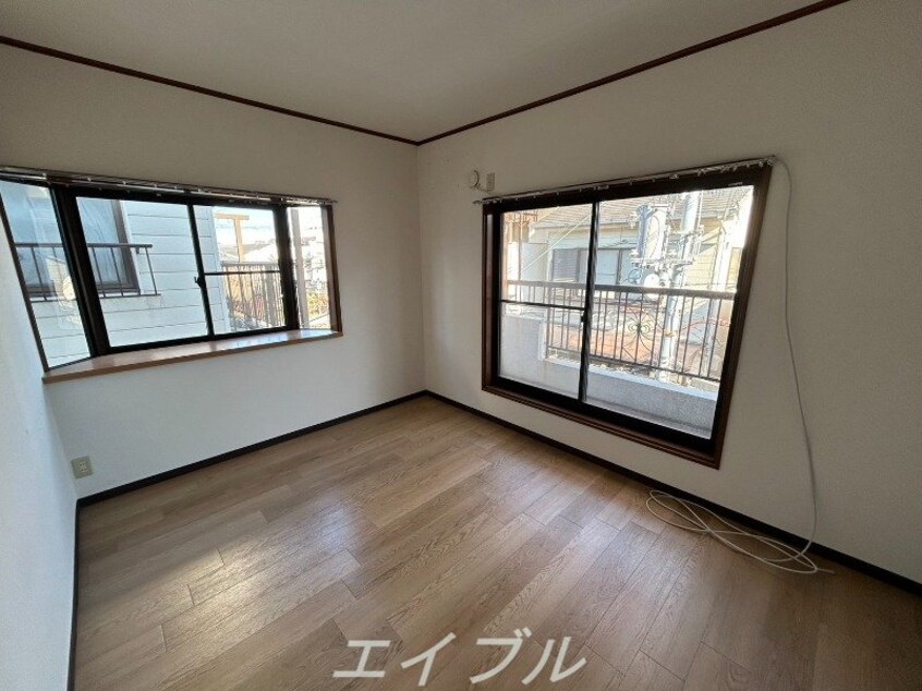  鶴見区安田3丁目貸家