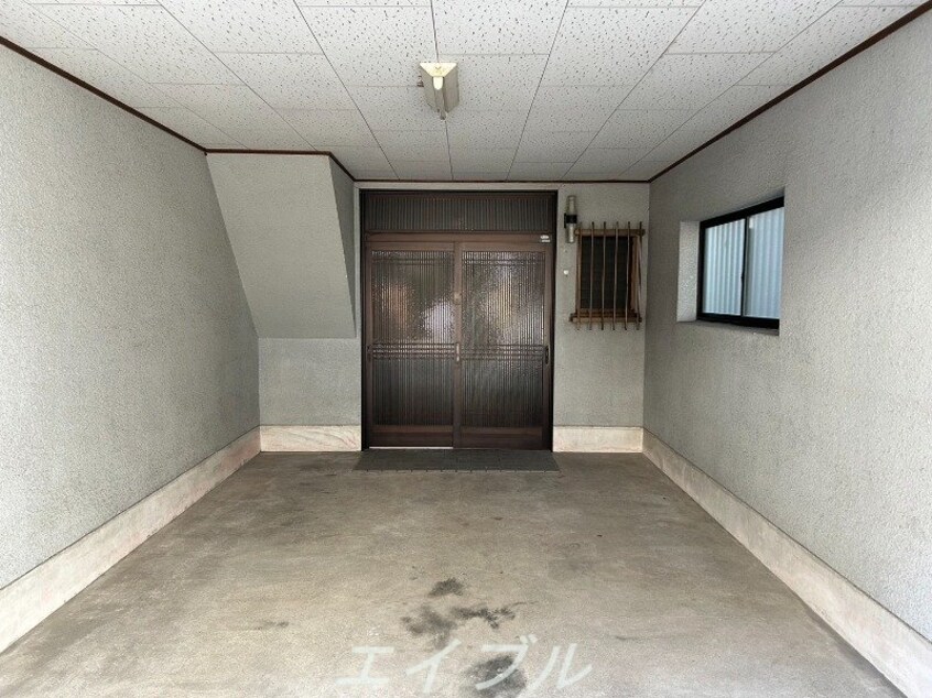  鶴見区安田3丁目貸家