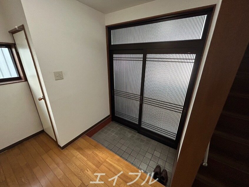  鶴見区安田3丁目貸家