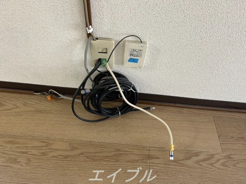  鶴見区安田3丁目貸家