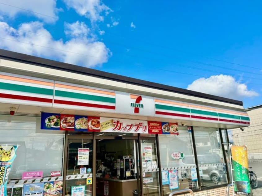 セブンイレブン姫路上原田店(コンビニ)まで435m オアシス上ノ茶屋