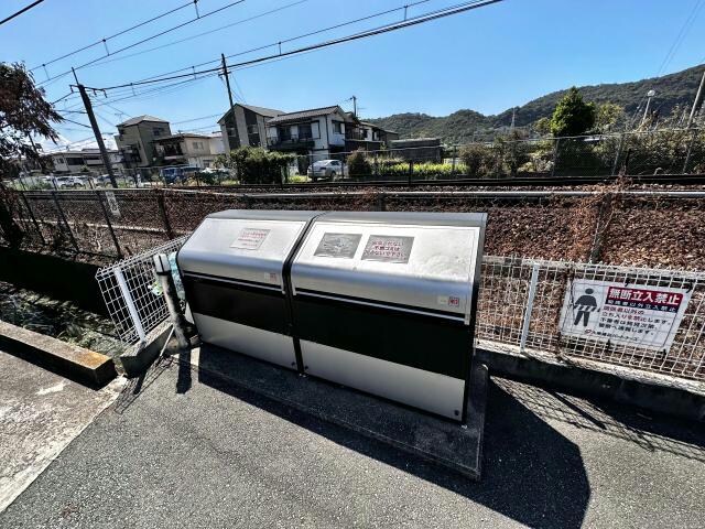 専用敷地内ごみ置き場 ラフレシールR