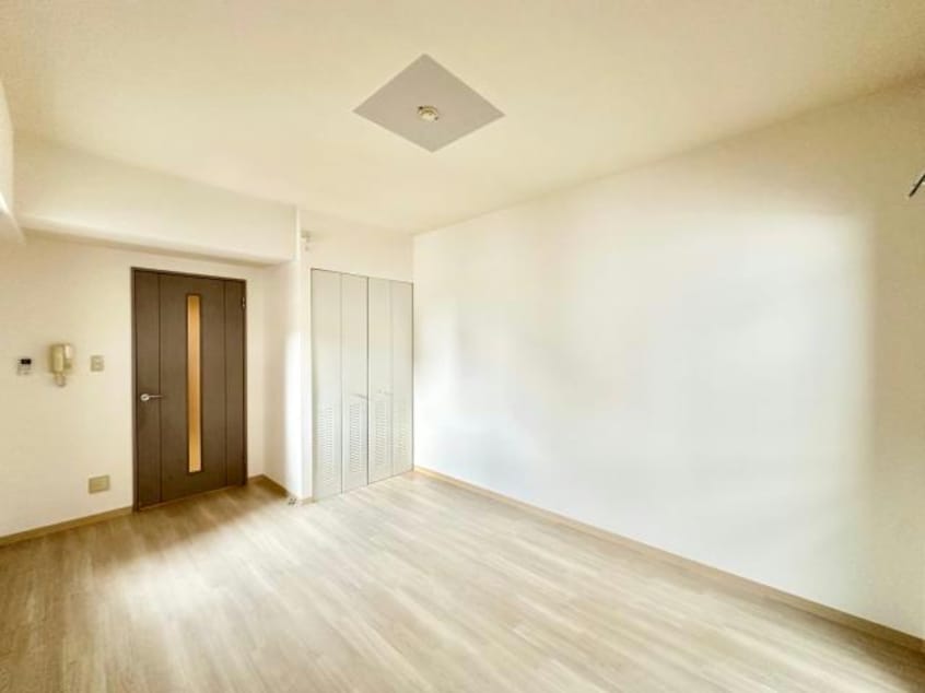  アルジャン・トゥｰル