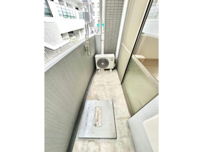  アルジャン・トゥｰル