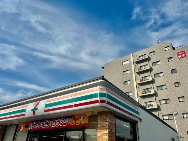 セブンイレブン姫路飯田1丁目店(コンビニ)まで657m ベルメゾン・エグレット
