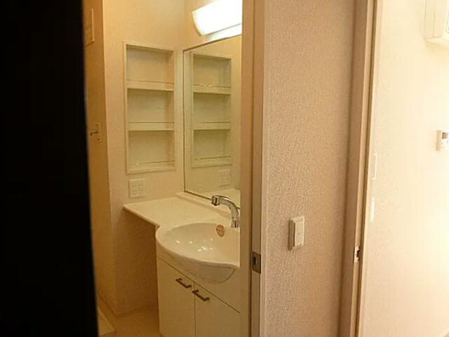  プレベール B棟