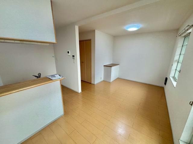  エレガンス中島