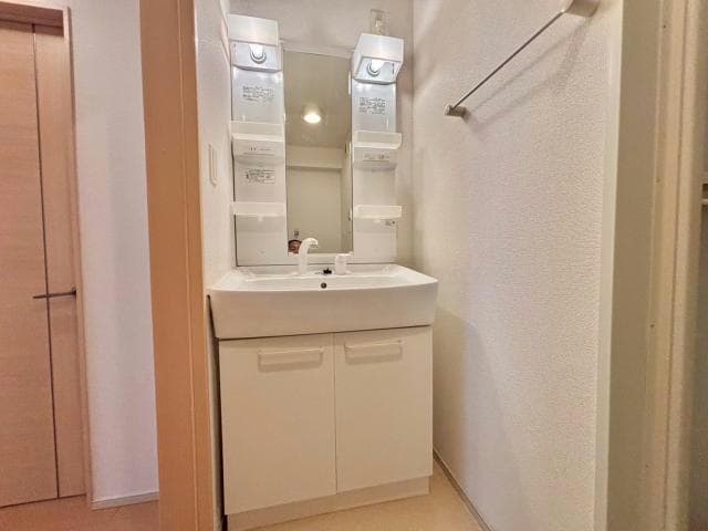  エレガンス中島